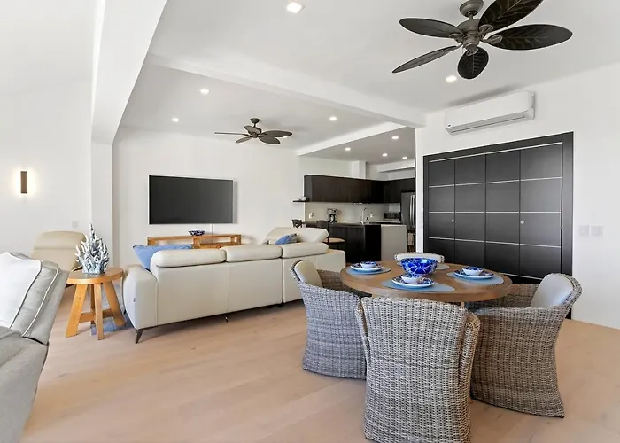 Elegant Beachfront Penthouse | Casa Del Mar Delfin Holiday home