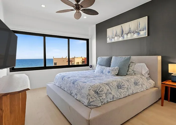 Elegant Beachfront Penthouse | Casa Del Mar Delfin Holiday home *
